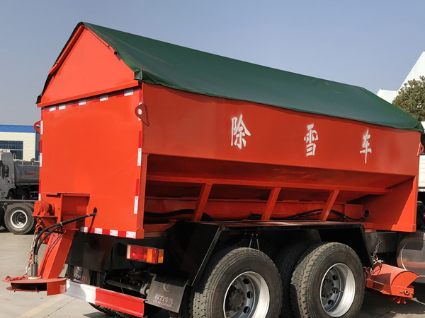 8方道路融雪機 灑鹽除雪設備 高速公路撒布機