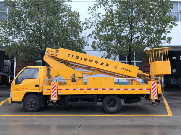 國五江鈴18米伸縮臂高空作業(yè)車