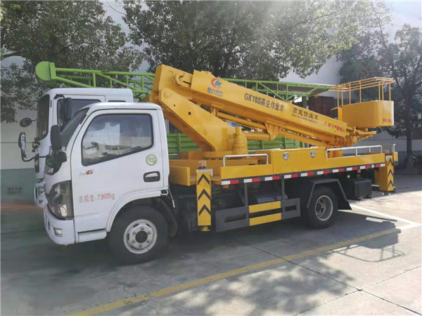 東風(fēng)國(guó)六18米伸縮臂高空作業(yè)車-程力直臂高空作業(yè)車