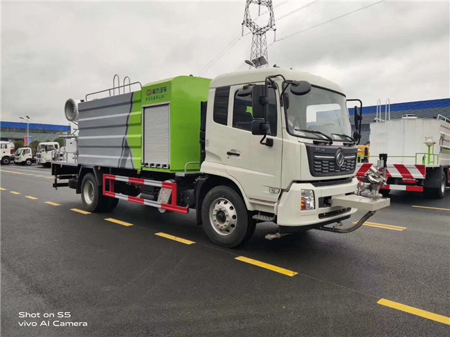 國六東風(fēng)天錦60米抑塵車帶前置電子炮