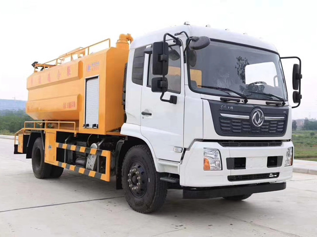 國六東風天錦康明斯210馬力聯合疏通車