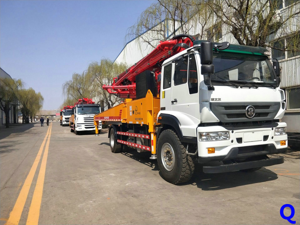 天泵，小型混凝土泵車，小型泵車