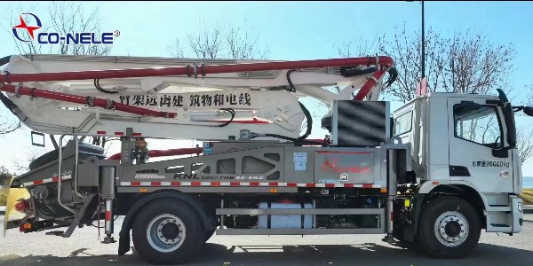 科尼樂 32 米泵車室內低矮空間施工，高矮場地通吃！