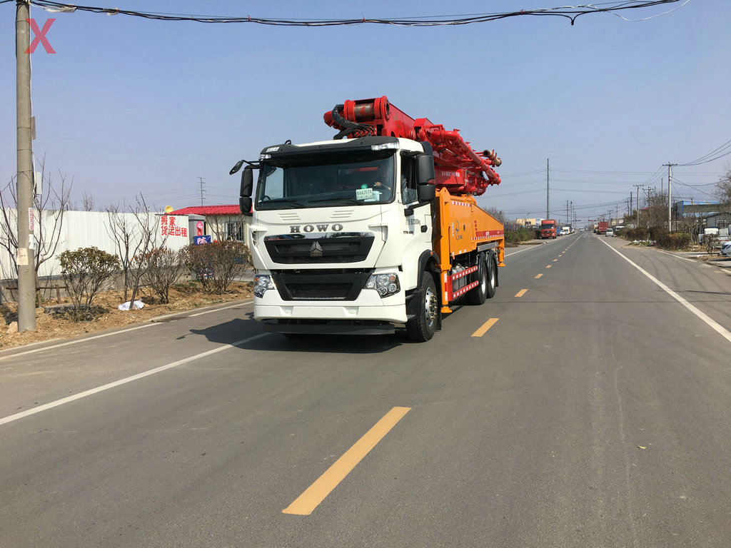 泵車(chē)