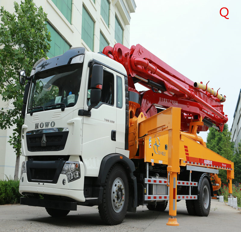 小型混凝土泵車，天泵，小型泵車價格